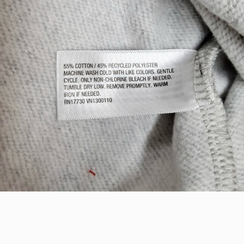 Wondershop Woman's "Team Holiday Spirit" Gray Sweatshirt - Picture 5 of 7